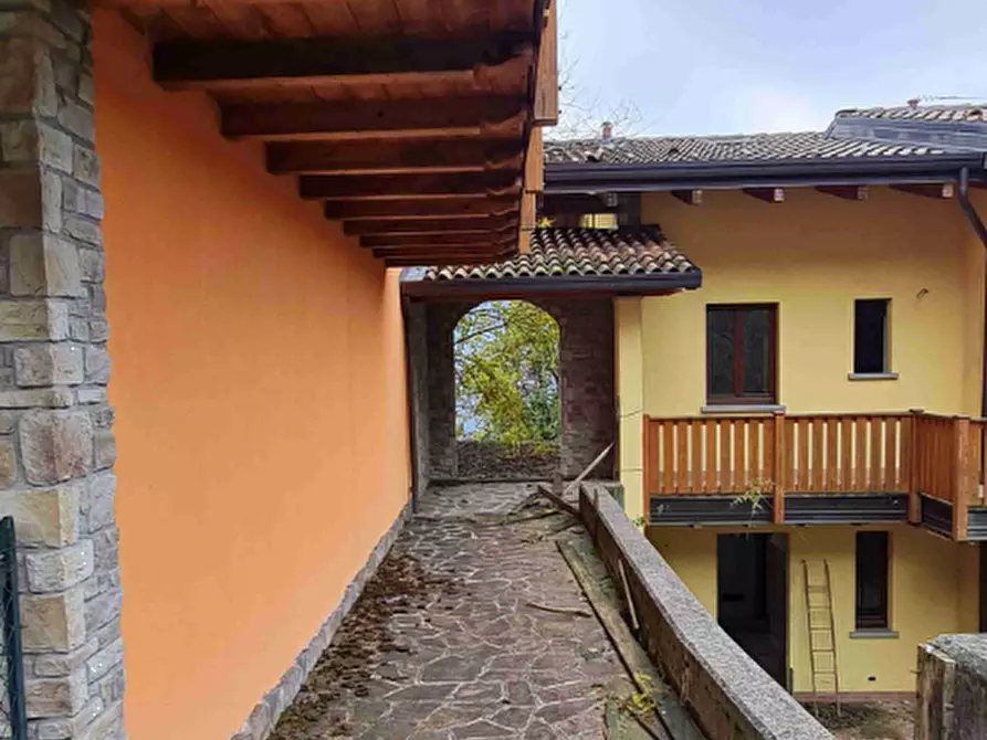 appartamento in vendita a San Giovanni Bianco