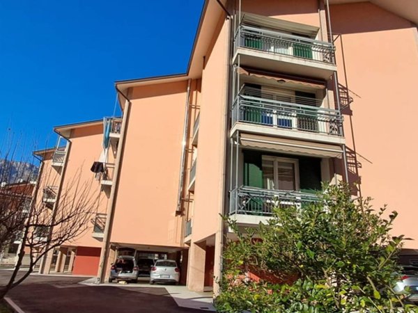 appartamento in vendita a San Giovanni Bianco in zona Fuipiano al Brembo