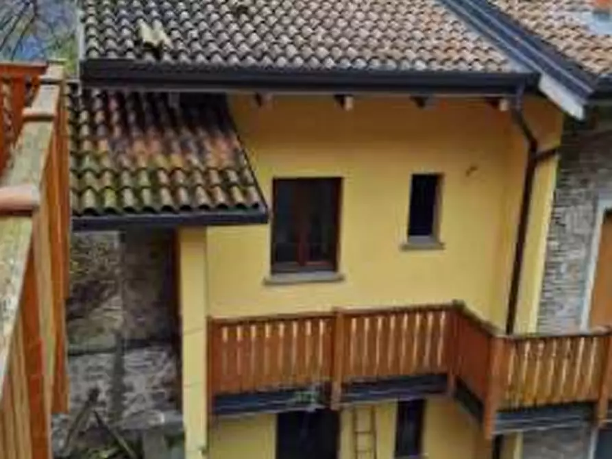 appartamento in vendita a San Giovanni Bianco