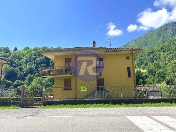 appartamento in vendita a San Giovanni Bianco in zona Roncaglia