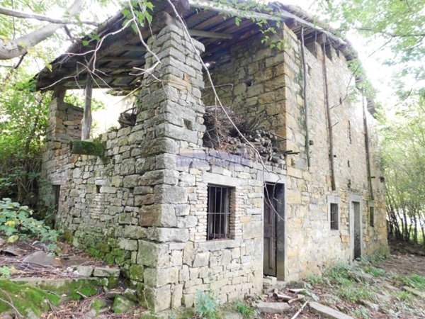 casa indipendente in vendita a San Giovanni Bianco