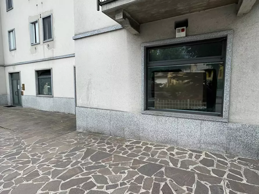 ufficio in vendita a San Giovanni Bianco