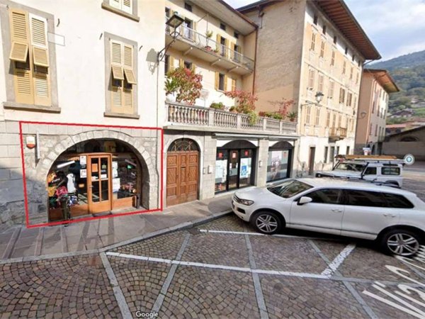 negozio in vendita a San Giovanni Bianco