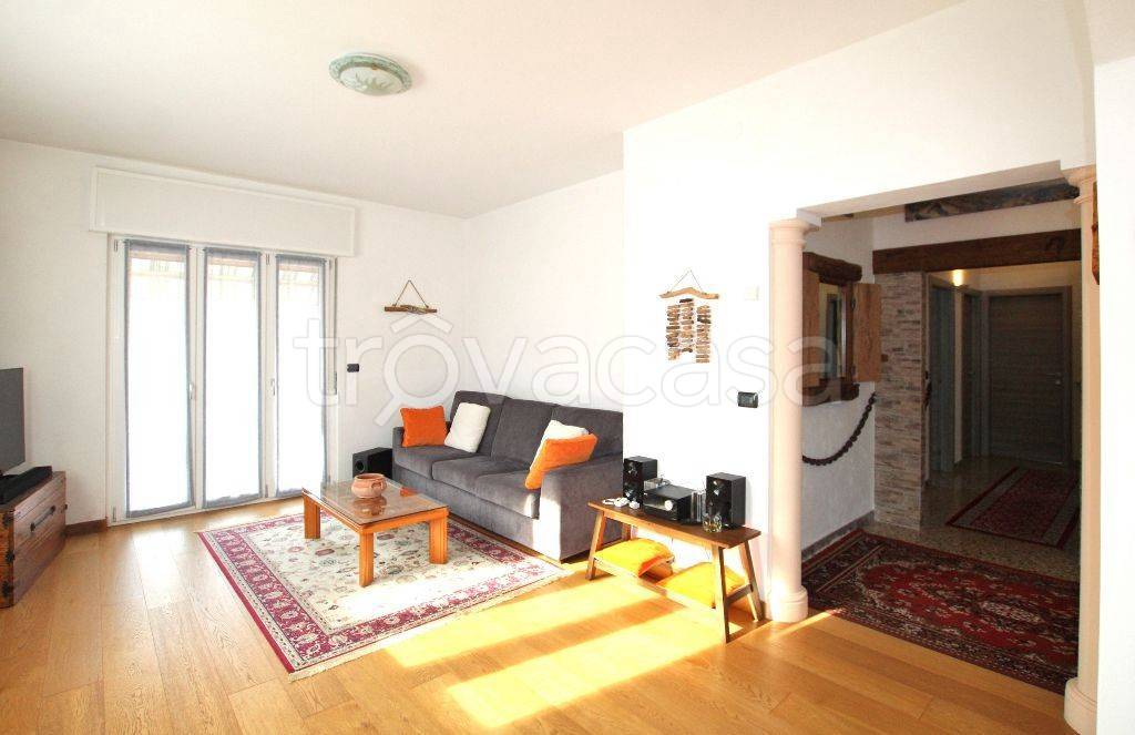 appartamento in vendita a San Giovanni Bianco