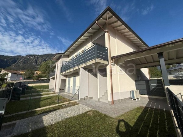 appartamento in vendita a San Giovanni Bianco in zona Cornalita