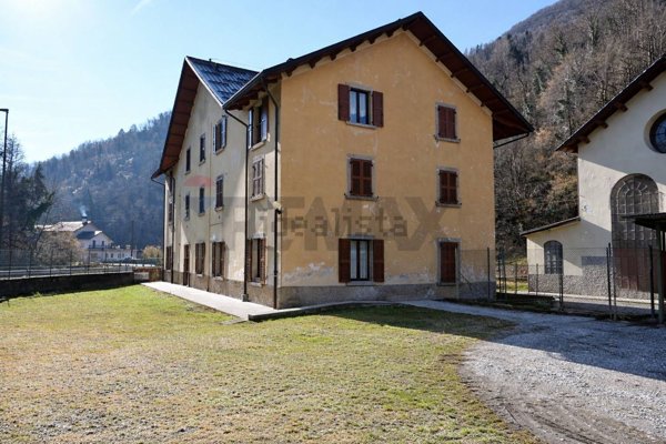 appartamento in vendita a San Giovanni Bianco in zona Roncaglia