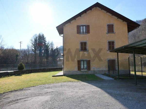 appartamento in vendita a San Giovanni Bianco in zona Roncaglia