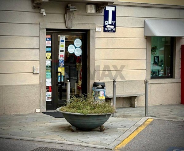 negozio in vendita a San Giovanni Bianco