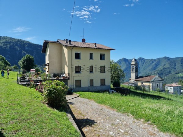 appartamento in vendita a San Giovanni Bianco