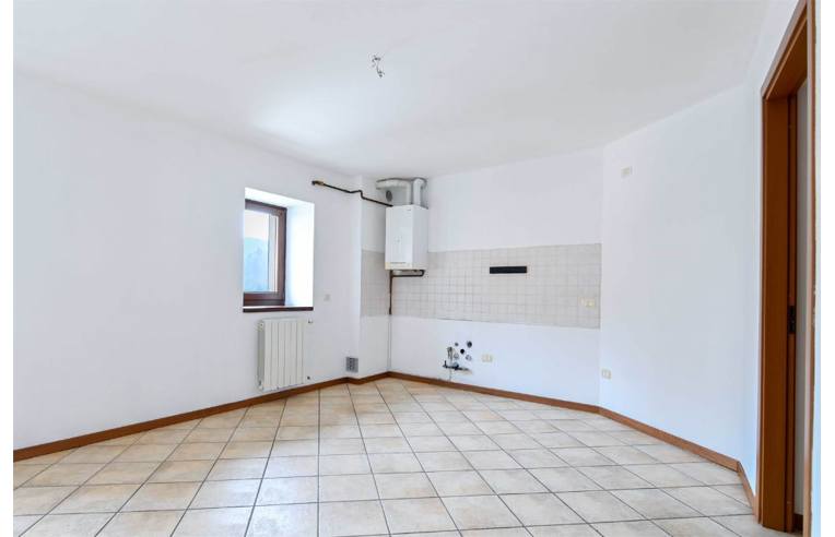 appartamento in vendita a San Giovanni Bianco in zona Roncaglia