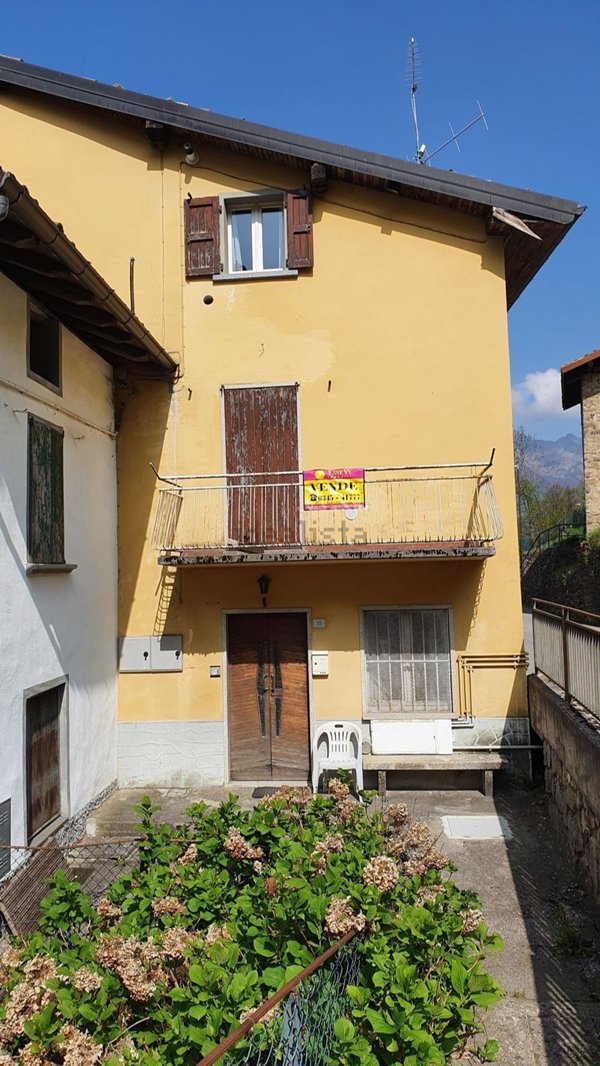 appartamento in vendita a San Giovanni Bianco