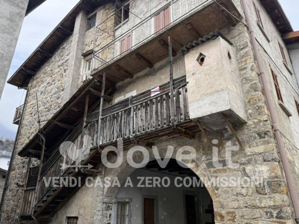 intera palazzina in vendita a San Giovanni Bianco