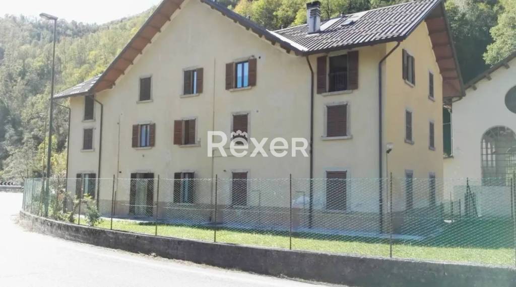 appartamento in vendita a San Giovanni Bianco in zona Roncaglia