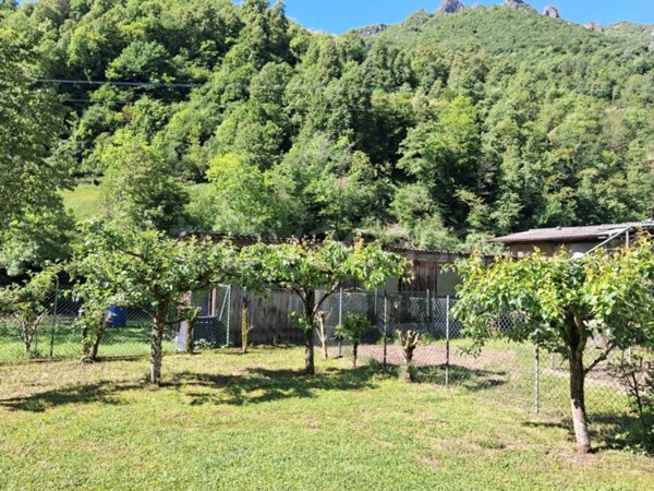appartamento in vendita a San Giovanni Bianco in zona Roncaglia