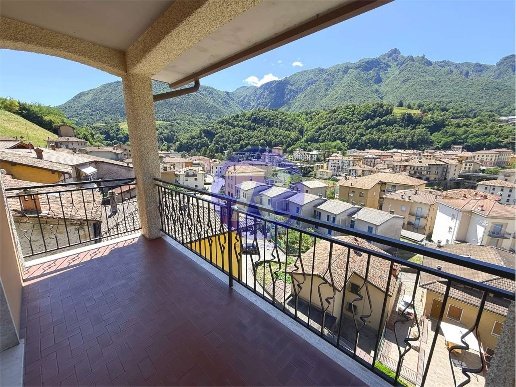 appartamento in vendita a San Giovanni Bianco in zona Oneta