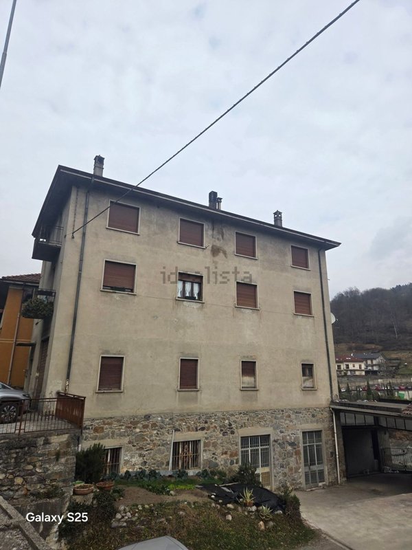 appartamento in vendita a San Giovanni Bianco in zona Roncaglia