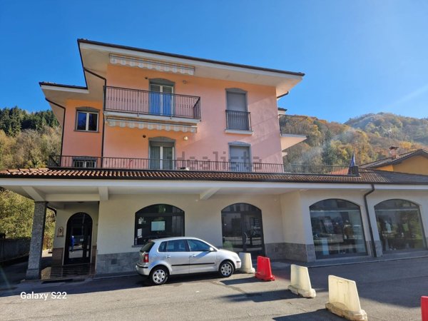 appartamento in vendita a San Giovanni Bianco in zona Fuipiano al Brembo