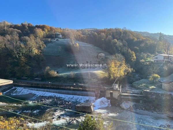 appartamento in vendita a San Giovanni Bianco in zona Roncaglia