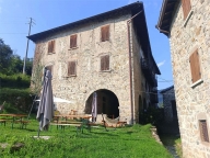 casa indipendente in vendita a San Giovanni Bianco
