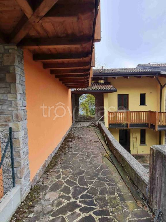 appartamento in vendita a San Giovanni Bianco