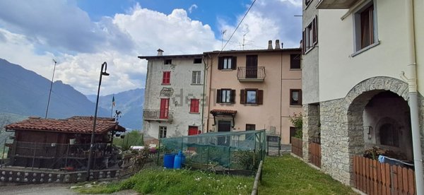 appartamento in vendita a San Giovanni Bianco