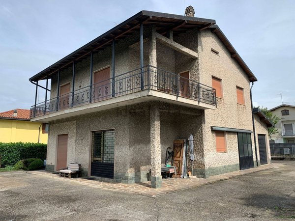 casa indipendente in vendita a San Paolo d'Argon