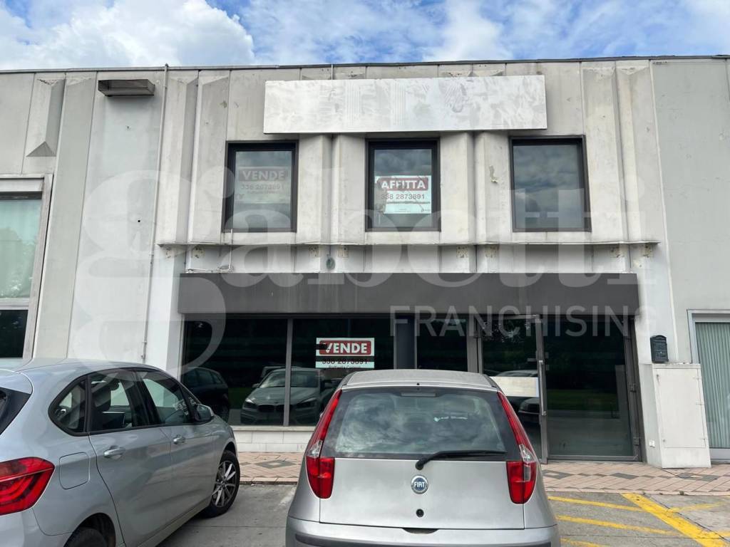 negozio in vendita a San Paolo d'Argon