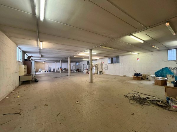 locale di sgombero in vendita a San Paolo d'Argon