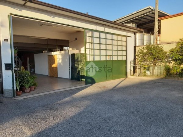 capannone in vendita a San Paolo d'Argon