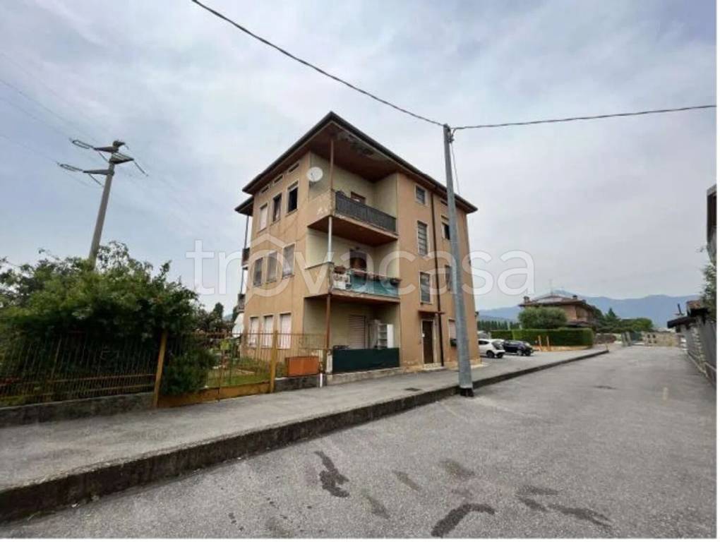 appartamento in vendita a San Paolo d'Argon