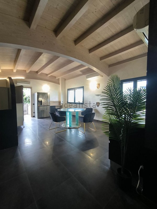 ufficio in vendita a San Paolo d'Argon