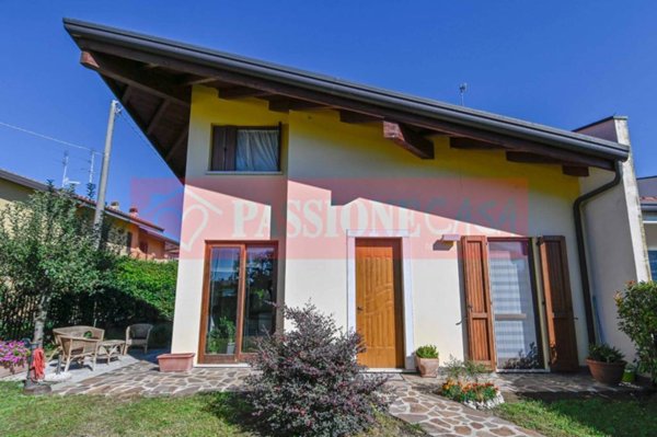 casa indipendente in vendita a San Paolo d'Argon