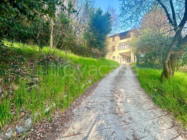 negozio in vendita a San Paolo d'Argon