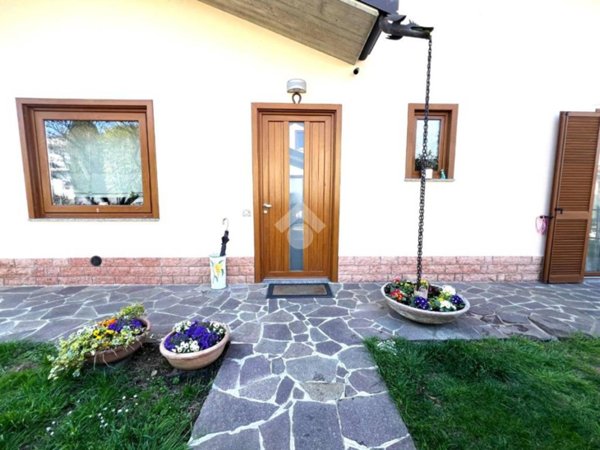 casa indipendente in vendita a San Paolo d'Argon