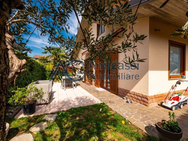 casa indipendente in vendita a San Paolo d'Argon