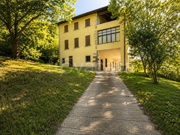 negozio in vendita a San Paolo d'Argon