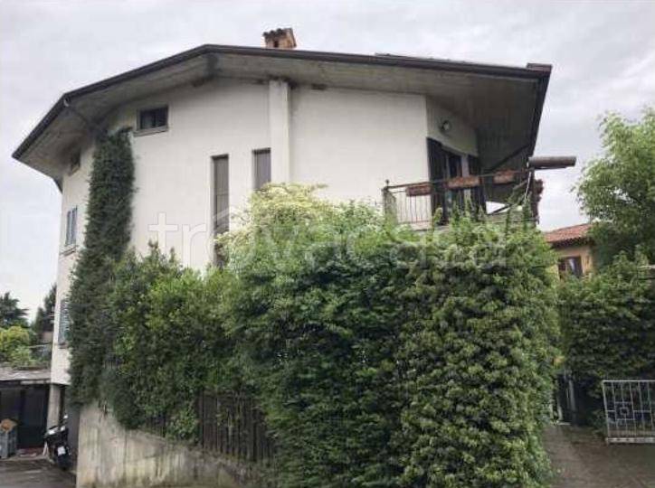 casa indipendente in vendita a San Paolo d'Argon