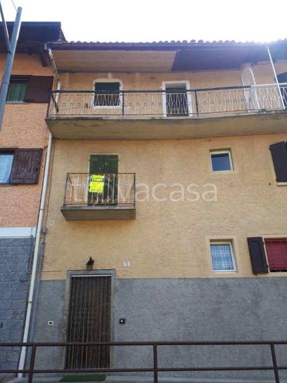 casa indipendente in vendita a San Pellegrino Terme