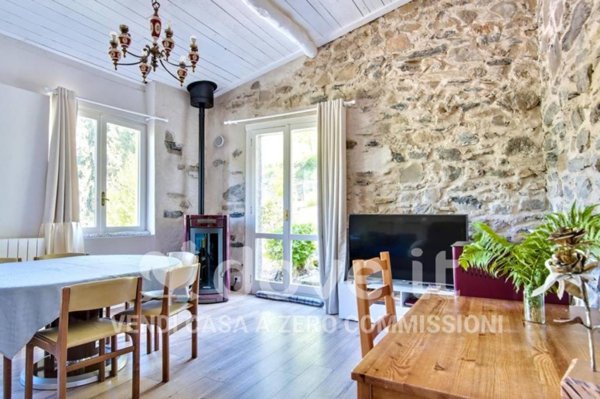 casa indipendente in vendita a San Pellegrino Terme