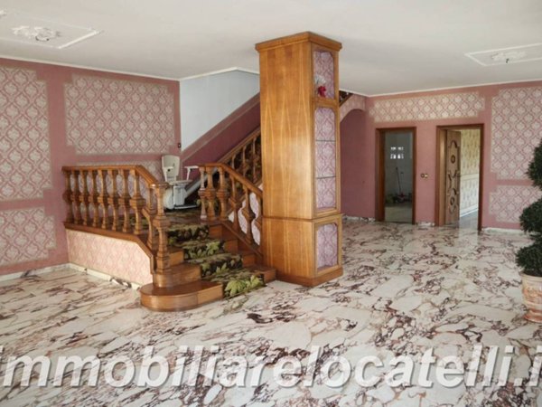 casa indipendente in vendita a San Pellegrino Terme