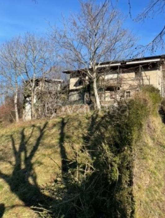 casa indipendente in vendita a San Pellegrino Terme