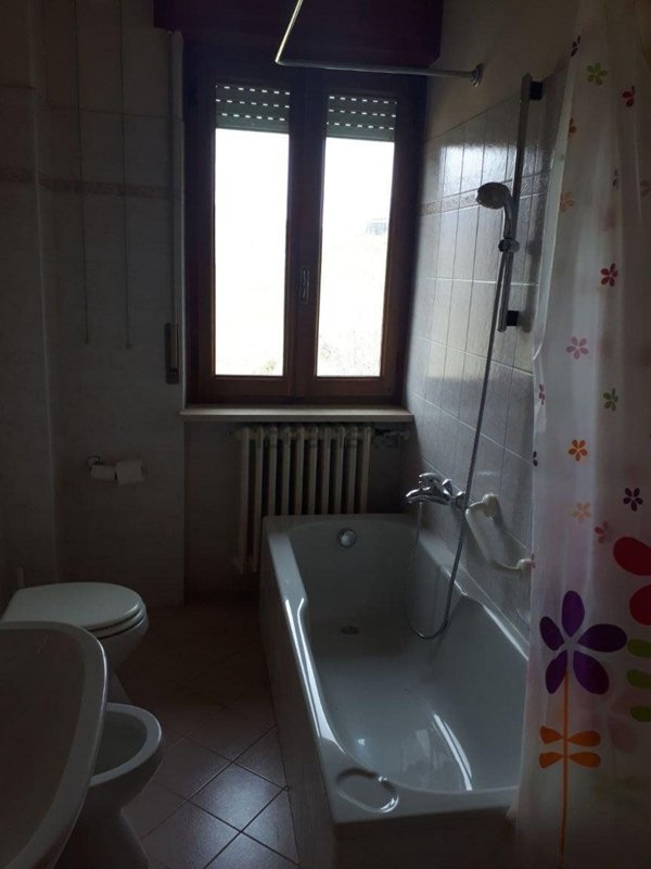esavano in vendita a San Pellegrino Terme