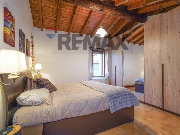 casa indipendente in vendita a San Pellegrino Terme