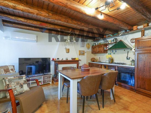 casa indipendente in vendita a San Pellegrino Terme in zona Antea