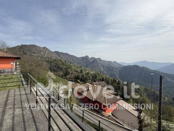 appartamento in vendita a San Pellegrino Terme in zona Spettino