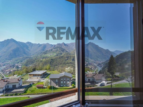 casa indipendente in vendita a San Pellegrino Terme in zona Antea