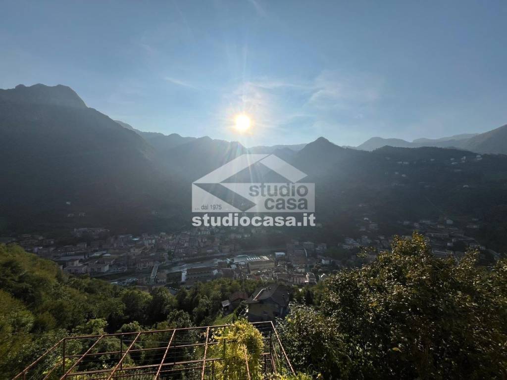 casa indipendente in vendita a San Pellegrino Terme in zona Frasnadello