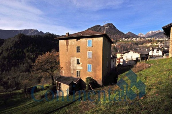 casa indipendente in vendita a Santa Brigida