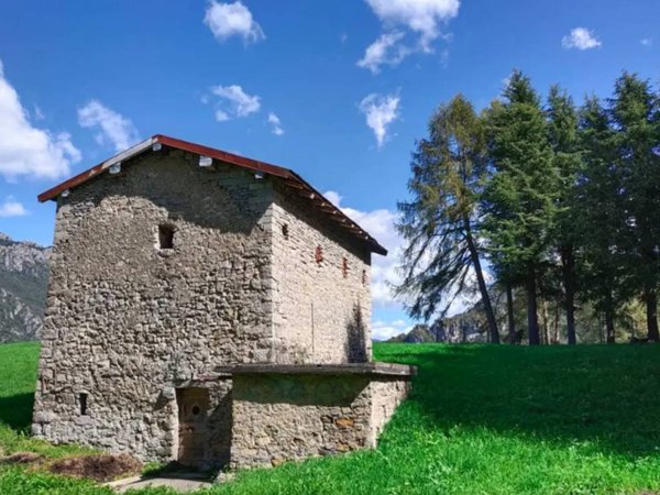 casa indipendente in vendita a Santa Brigida