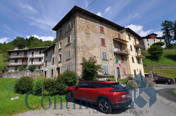 casa indipendente in vendita a Santa Brigida